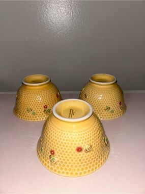 Lot Of 3 Williams Sonoma Honey Bee Honeycomb Hive Soup/Cereal Bowls Retired